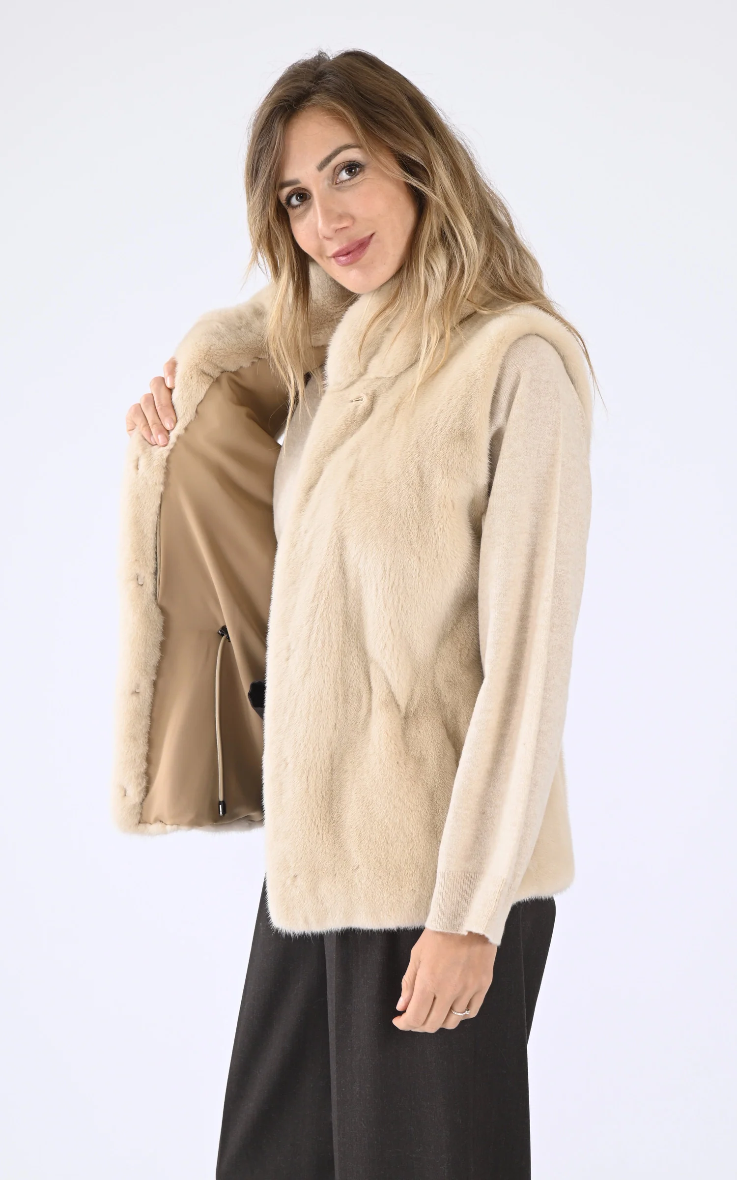 Gilet fourrure vison beige – Image 3